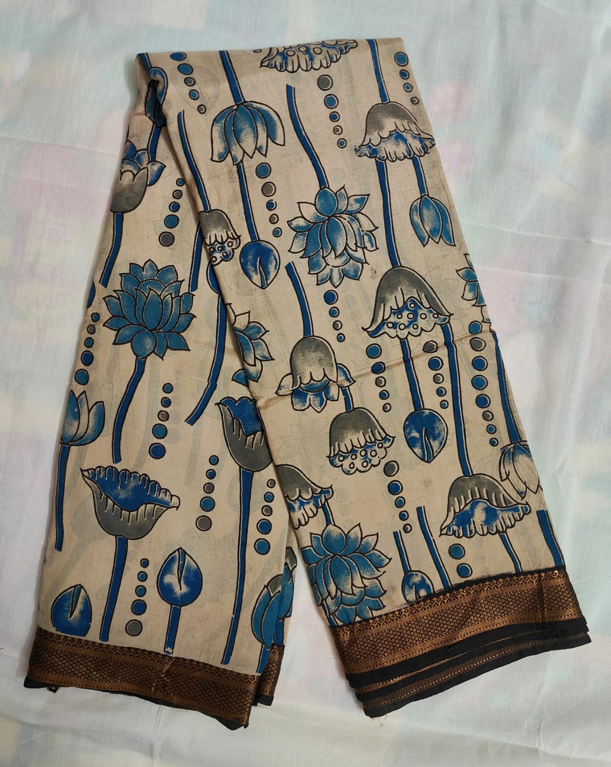 Heritage weaves blue kalamkari  without border