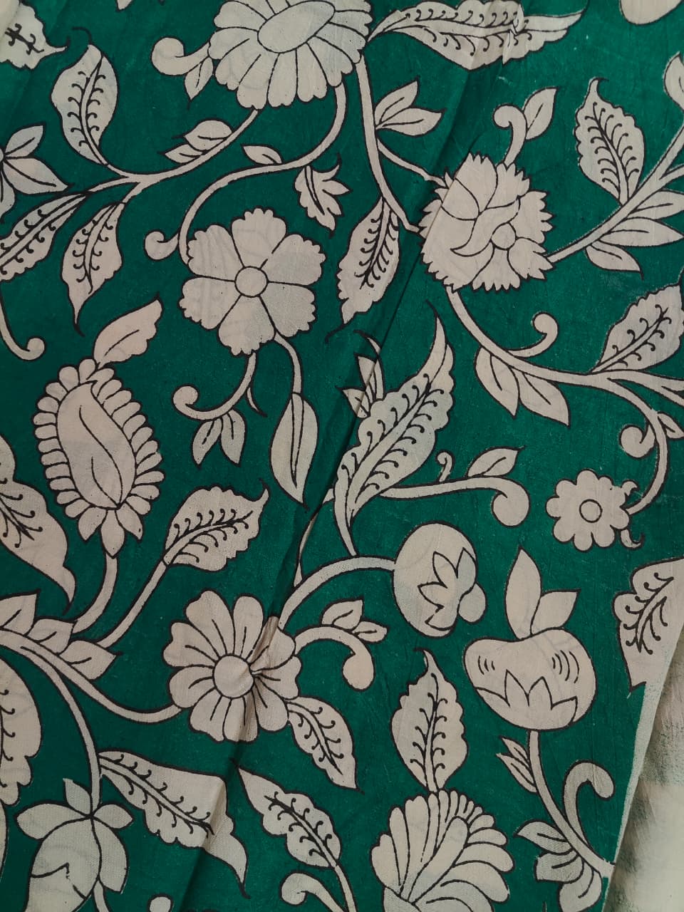 Heritage weaves green kalamkari without border