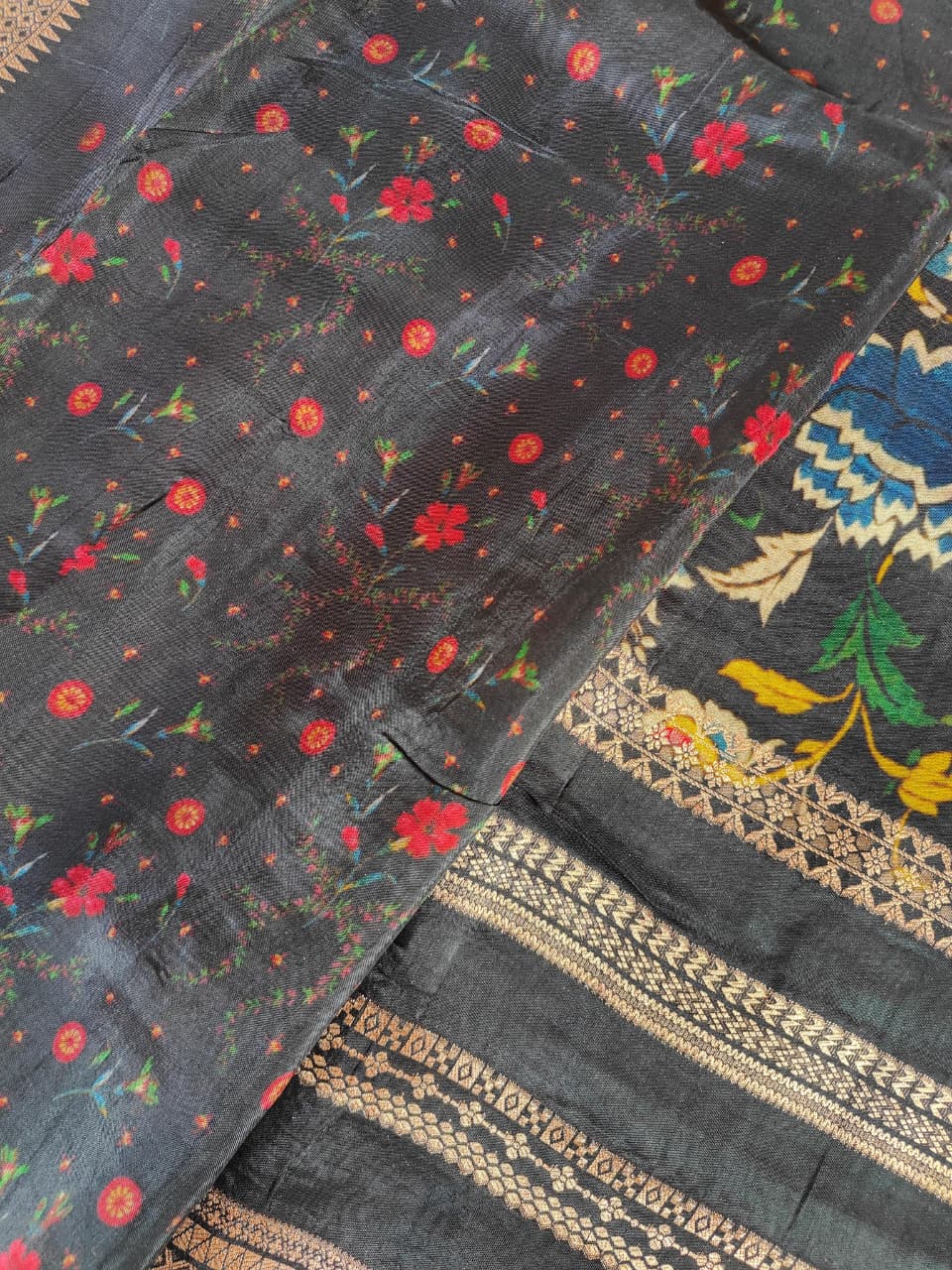 Tisha silk  black  printed saree